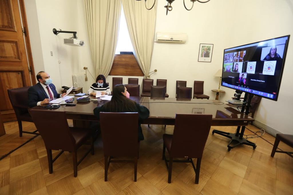 Ley corta que perfecciona la descentralización avanza en el Congreso
