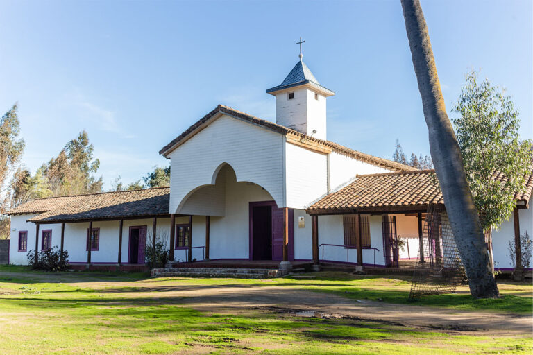IGLESIA DE SAN PEDRO DE ALCÁNTARA, comuna Paredones Programa Puesta en Valor del Patrimonio